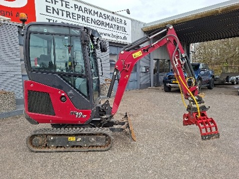 Yanmar SV19VT minigraver